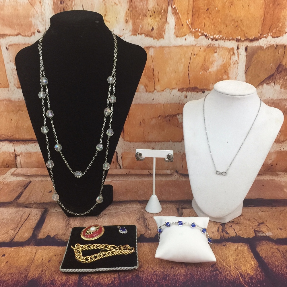 🌸 Earrings Necklace Bracelet Jewelry Lot  J4